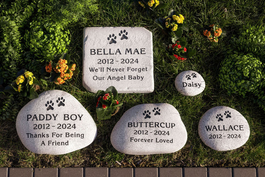 Small Pet Stone Memorial